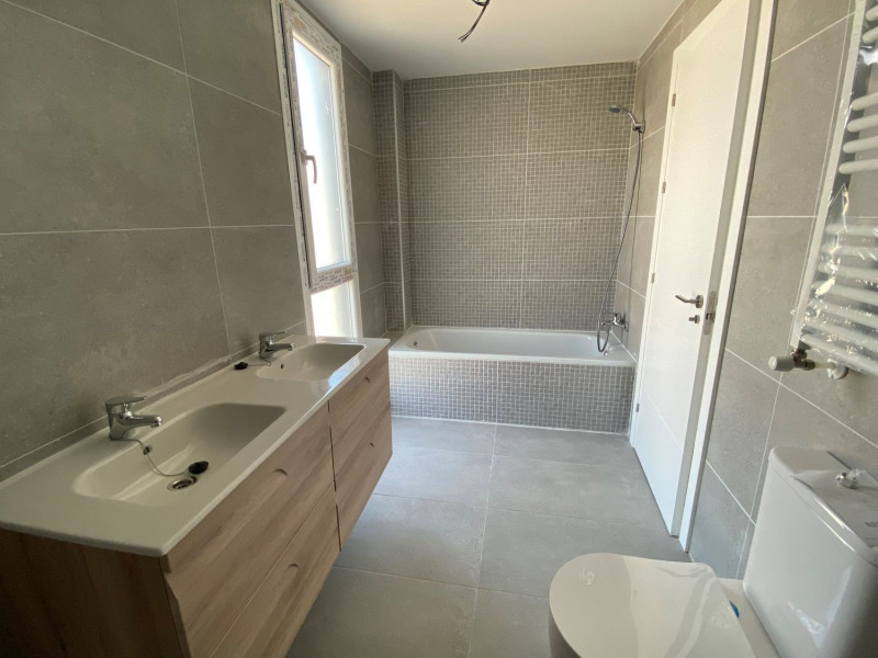 Продажа отдельного шале в , Эл Касар photo 4