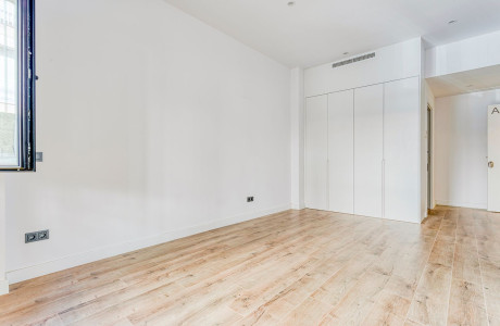 Local en venta en calle didac priu, 51 photo 4
