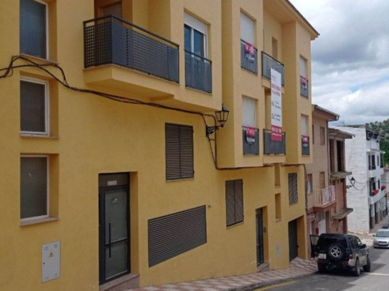 Piso en venta en Calle Gaudi, Los Villares
photo 3