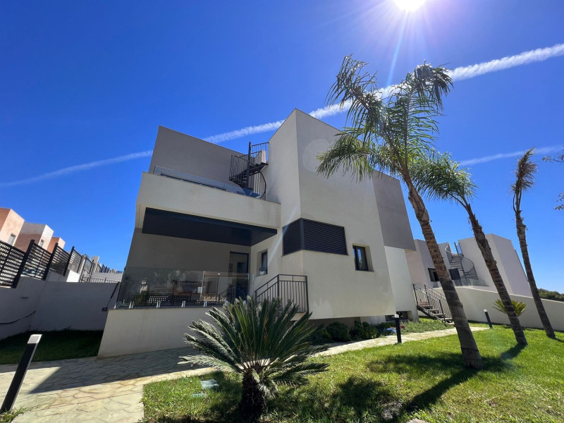 Sale of townhouse in , Chilches photo 3