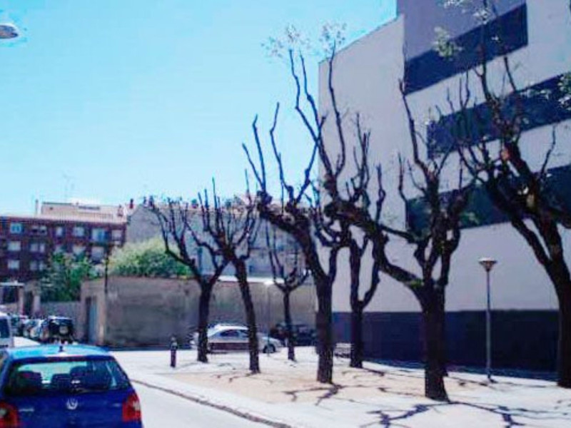 Sale of apartment in Carrer Méndez Núñez, Figueres
 photo 3