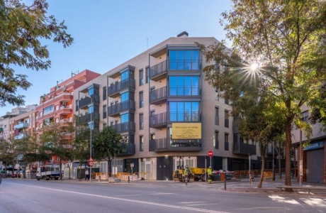 Obra nueva Edifici Barcelona promociones en Barberà del Vallès photo 1
