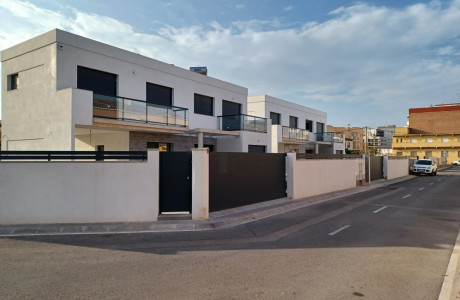 Promoción Chalets Santaella 19 obra nueva en Vinarós photo 4