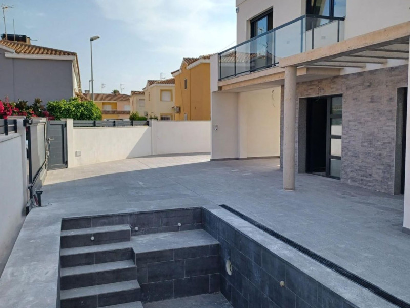 Obra nueva Chalets Santaella 19 en Vinarós (Revista) photo 5