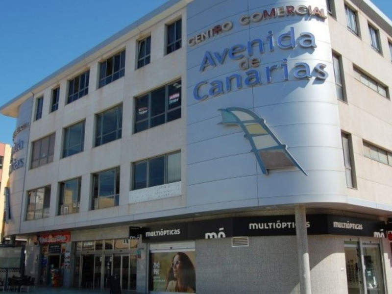 Obra nueva Locales, C.C.Avenida De Canarias-vecinda en Santa Lucía de Tirajana (Revista) photo 2