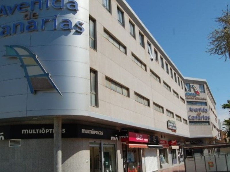 Obra nueva Locales, C.C.Avenida De Canarias-vecinda en Santa Lucía de Tirajana (Revista) photo 3
