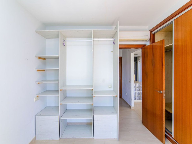 Sale of apartment in Urb. Av Nautilus, Roses
 photo 4