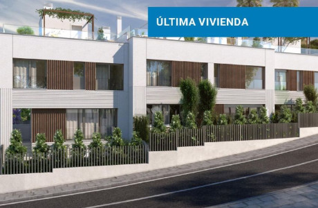 Nowa konstrukcja mieszkaniowa C/ Subida San Cristobal w Málaga photo 1