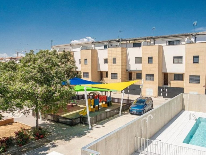 Продажа квартиры на Calle Alhelí s/n, Армилья
photo 4