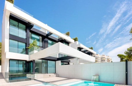 Продажа новостроек Moderna Villa de Lujo в городе El Campello photo 1
