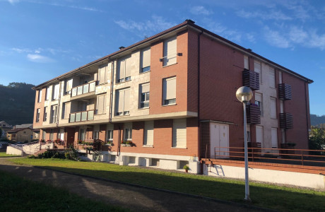 Apartment for sale in , Los Corrales de Buelna photo 4