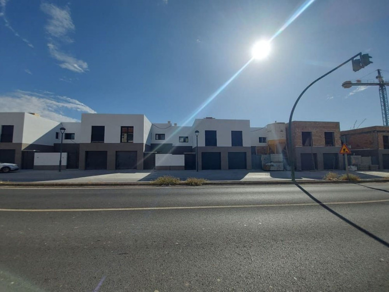 Sale of townhouse in , Atarfe photo 2