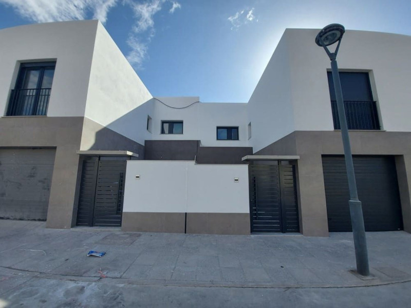 Sale of townhouse in , Atarfe photo 3