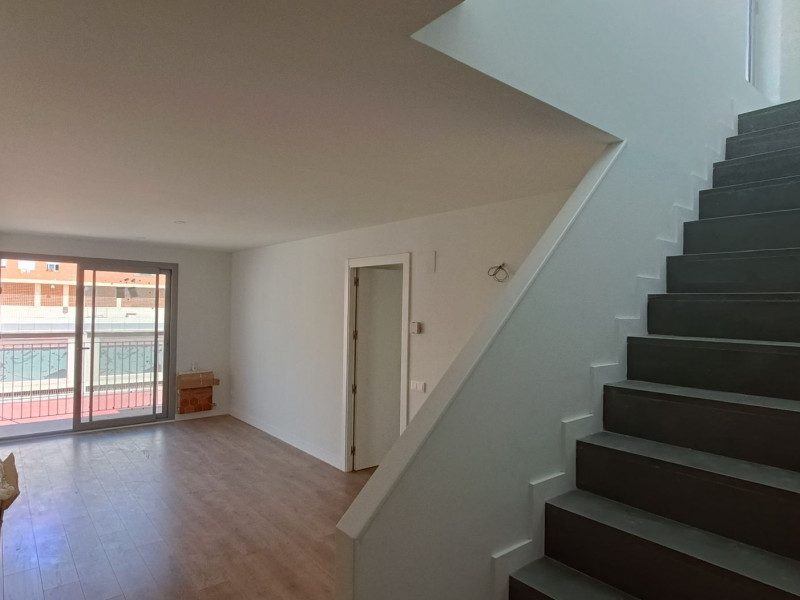 Sale of apartment in Calle Canelones, 16, Badalona
photo 4