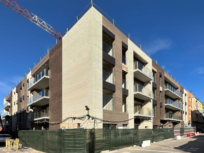 New construction Edifici Migdia in Girona photo 3