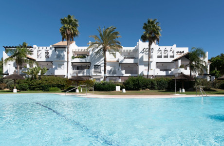 Apartment for sale in  Calle Mozart s/n, Chipiona photo 3
