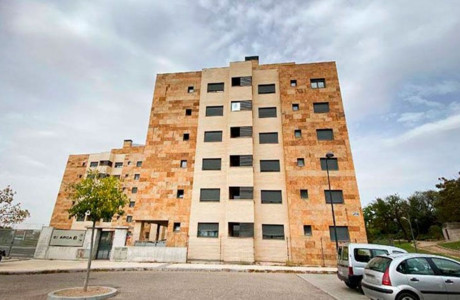 Piso en venta en Calle del Arca 6, Valladolid thumbnail 2