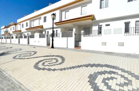 Terraced house for sale at , Santiponce photo 4