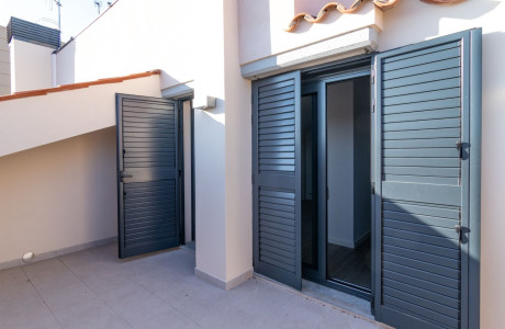 Penthouse for sale in  Calle Carrer Pau Clarís, 19, Rubí photo 3