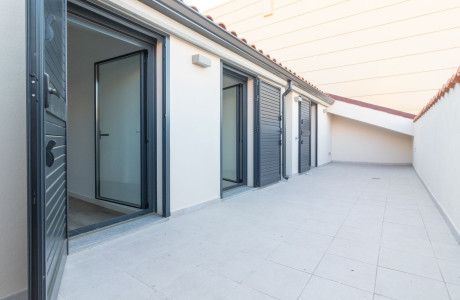 Apartment for sale in  Calle Carrer Pau Clarís, 19, Rubí photo 4