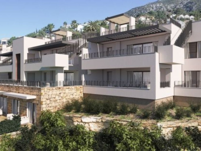 Almazara Hills