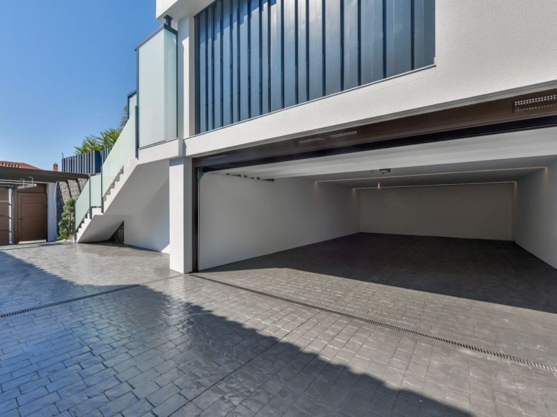 Obra nueva Villas Montroyal Fase III en Finestrat (Revista) photo 3