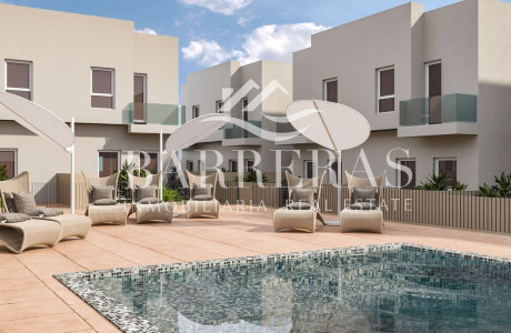 Chalet adosado en venta en  Calle Júpiter, 2 , Arona photo 2