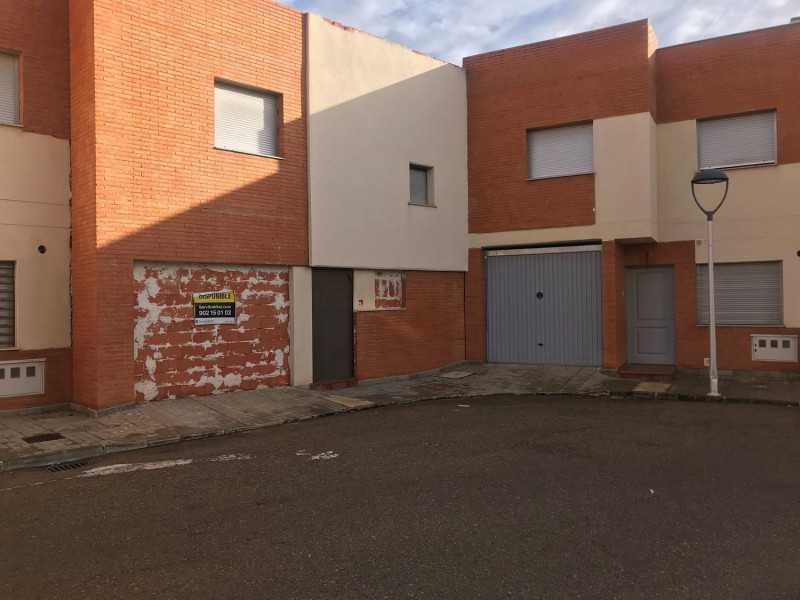 Casa o chalet en venta en Calle Claudio García Quilón, 6, Malagon
photo 3