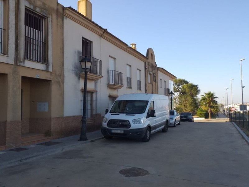 Obra nueva Promoción de tipologias Vivienda en venta Trigueros Huelva en Trigueros (Revista) photo 2