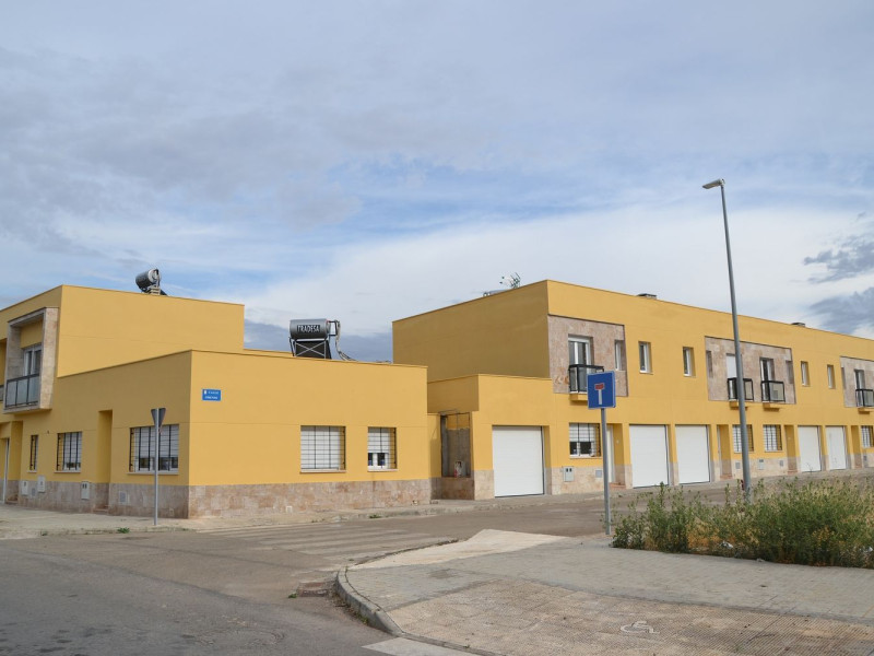 Sale of townhouse in , Daimiel photo 2