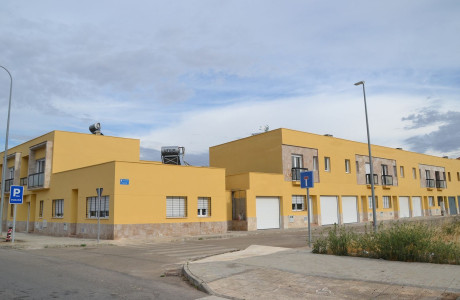 Semi-detached house for sale in , Daimiel thumbnail 1