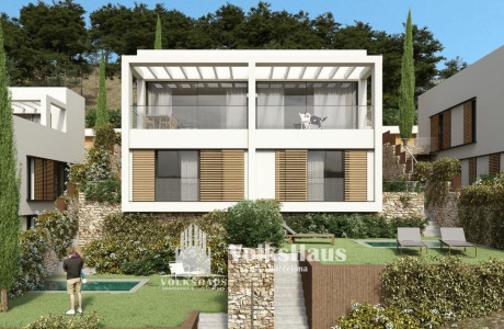 Chalet adosado en venta en  Begur , Begur photo 4