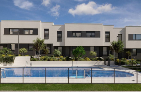 Chalet adosado en venta en  Avenida Vicente Ferrer s/n , Tres Cantos photo 2