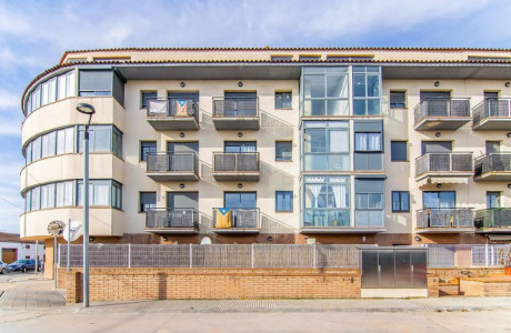 Apartment for sale in , Bell-Lloc d'Urgell photo 1