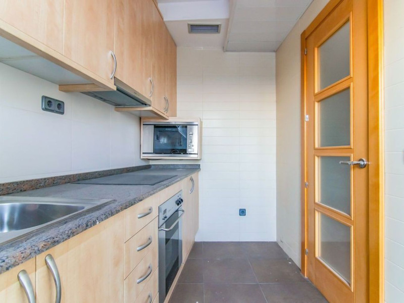 Piso en venta en Urb. C/ Josep Pane, Bell-Lloc d'Urgell, Bell-lloc d'Urgell
photo 2