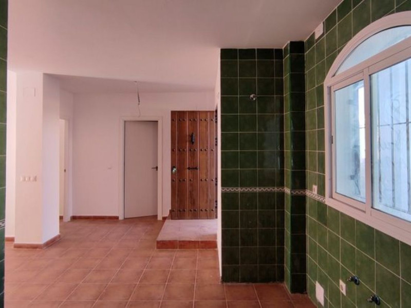 Obra nueva 4703 en Burguillos (Revista) photo 5