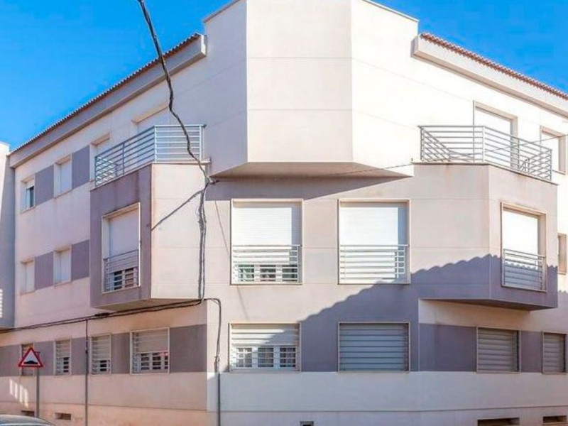 Piso en venta en Calle Ajofrín, Мора
photo 2