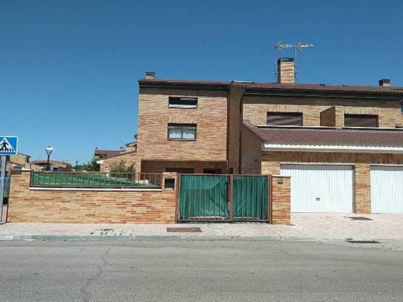 Casa o chalet en venta en Calle Humanes, Ugena
 photo 2
