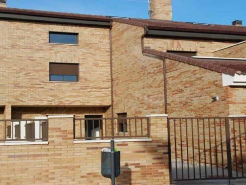 Casa o chalet en venta en Calle Humanes, Ugena
 photo 5