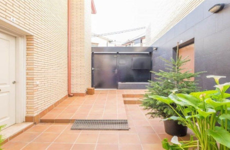 Продажа квартиры в , Sant Feliù de Codines thumbnail 2