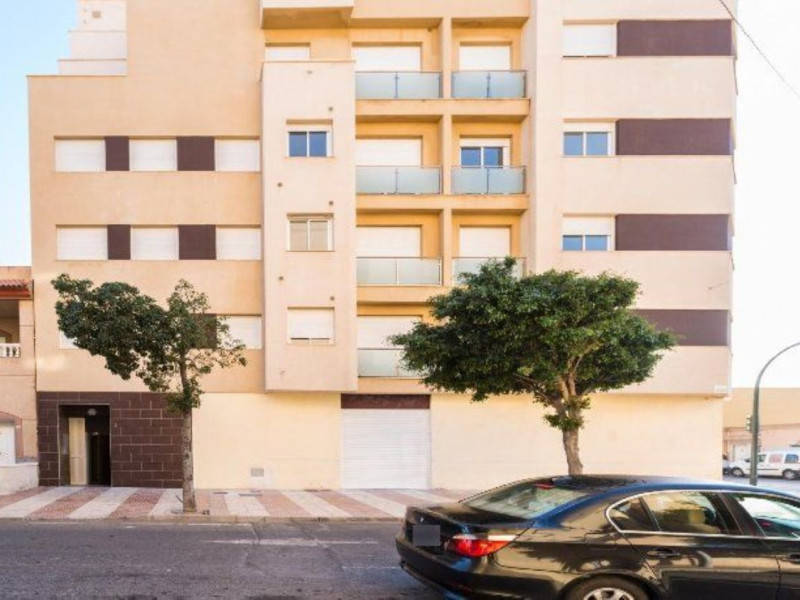 Venta de piso en Avenida Cortijos de Marín, Roquetas de Mar
 photo 5