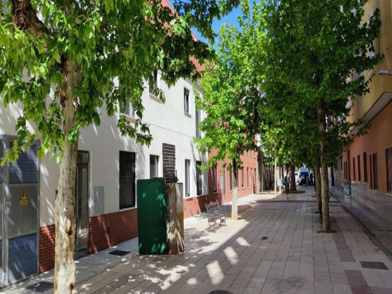 Sprzedaż mieszkania w Calle Romero de Cepeda, 61, Badajoz
photo 3