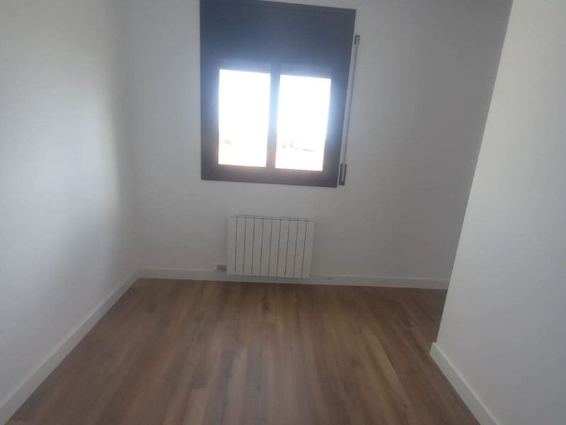 Venta de chalet adosado en , Castellet i la Gornal photo 3