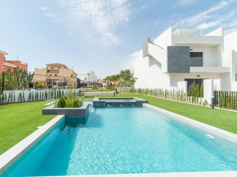 Obra nueva Balcón de la Laguna en Torrevieja (Revista) photo 5