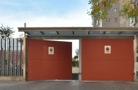 Garaje en venta en  Calle Jándula s/n , Sevilla photo 1