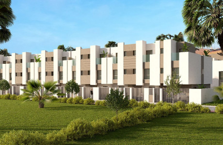 Таунхаус на продажу в  Calle José Sánchez Parrado s/n , Эстепона photo 3