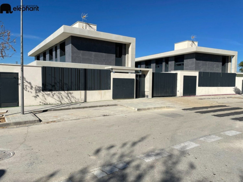 Venta de chalet independiente en Calle Isla de Córcega , 44, Pozuelo de Alarcón
 photo 5