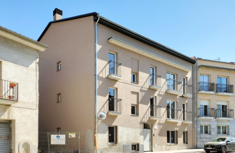 Продажа новостроек Edifici Girona в городе Castellfollit de la Roca photo 1