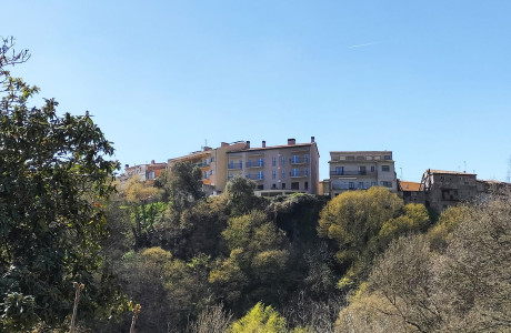 Продажа новостроек Edifici Girona в городе Castellfollit de la Roca thumbnail 1