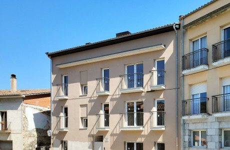 Продажа новостроек Edifici Girona в городе Castellfollit de la Roca thumbnail 2
